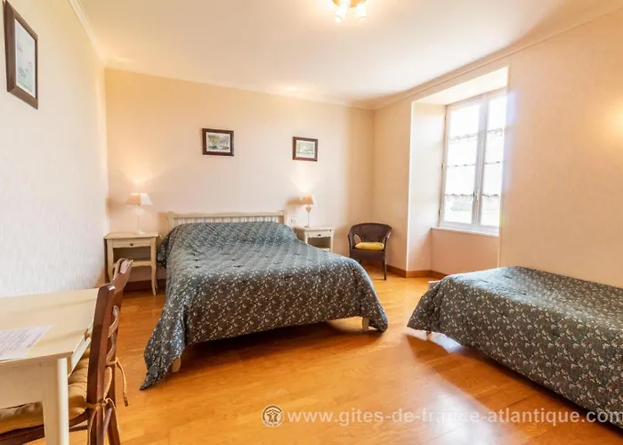 D'hotes 17g7204 Chérac